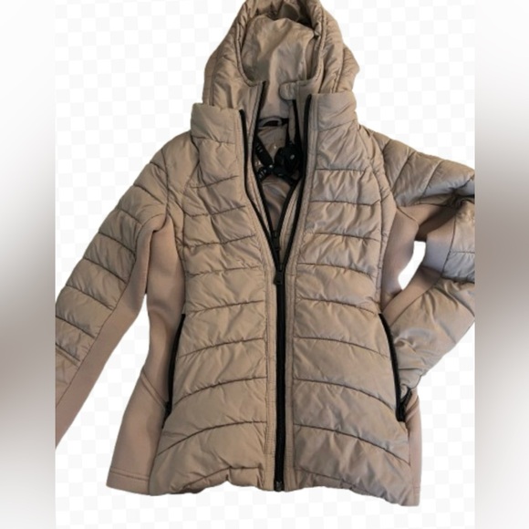 Bernardo Light Tan Eco Plume Women's Puffer Quilted Jacket Size XS - Picture 2 of 14